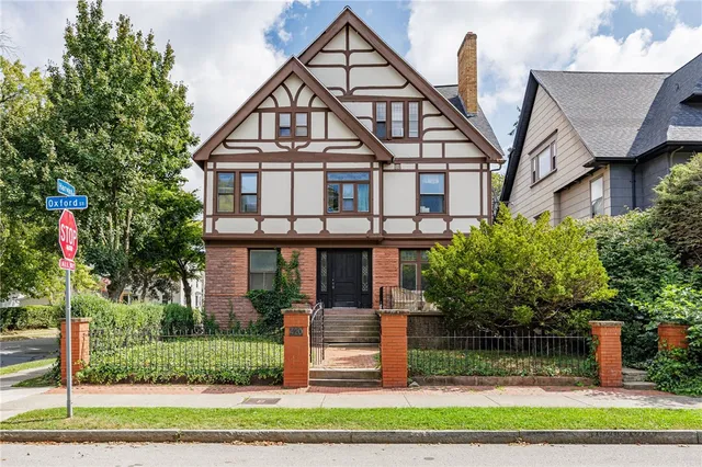 $1,150 | 420 Oxford Street, Unit 4, Rochester, NY 14607