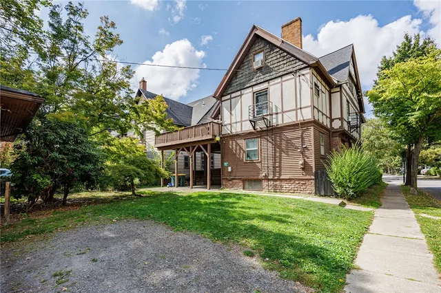 $1,150 | 420 Oxford Street, Unit 4, Rochester, NY 14607