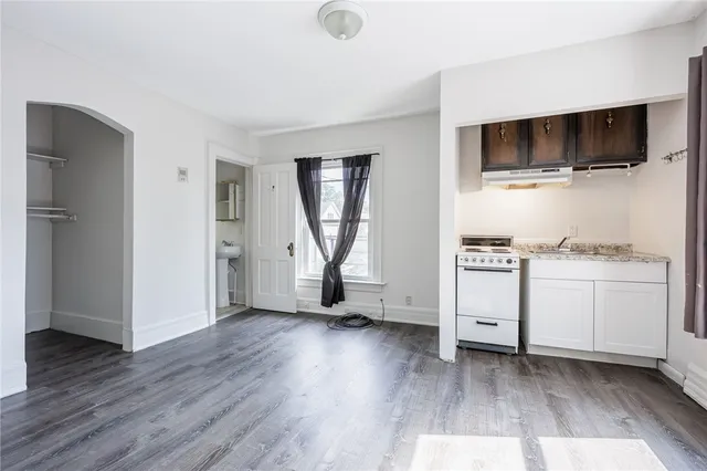 $1,150 | 420 Oxford Street, Unit 4, Rochester, NY 14607