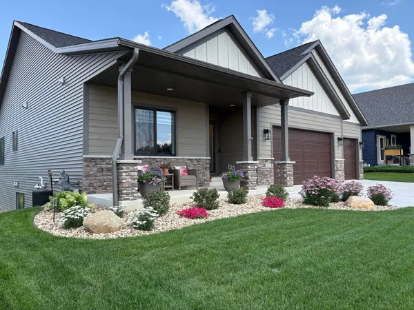 $639,900 | 2027 Hadley Creek Drive Northeast, Rochester, MN 55906