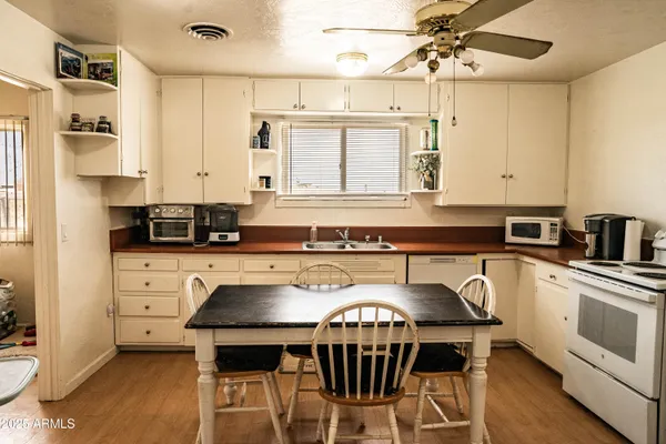 $599,900 | 14585 South 4th Avenue, Yuma, AZ 85365