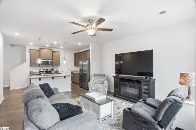 $279,900 | 333 Village Boundary, Anderson, SC 29621