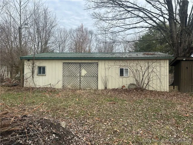 $129,900 | 11072 Highway 160, Salem, IN 47167