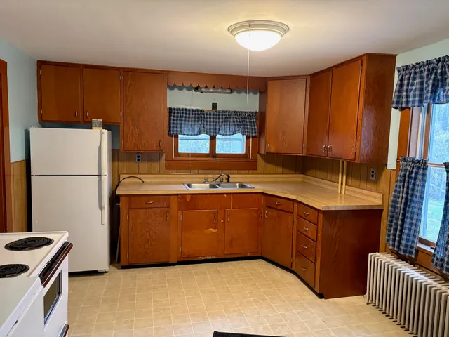 $339,000 | 407 Lake Road, St. Albans Town, VT 05478