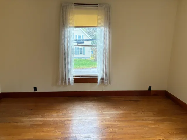 $339,000 | 407 Lake Road, St. Albans Town, VT 05478