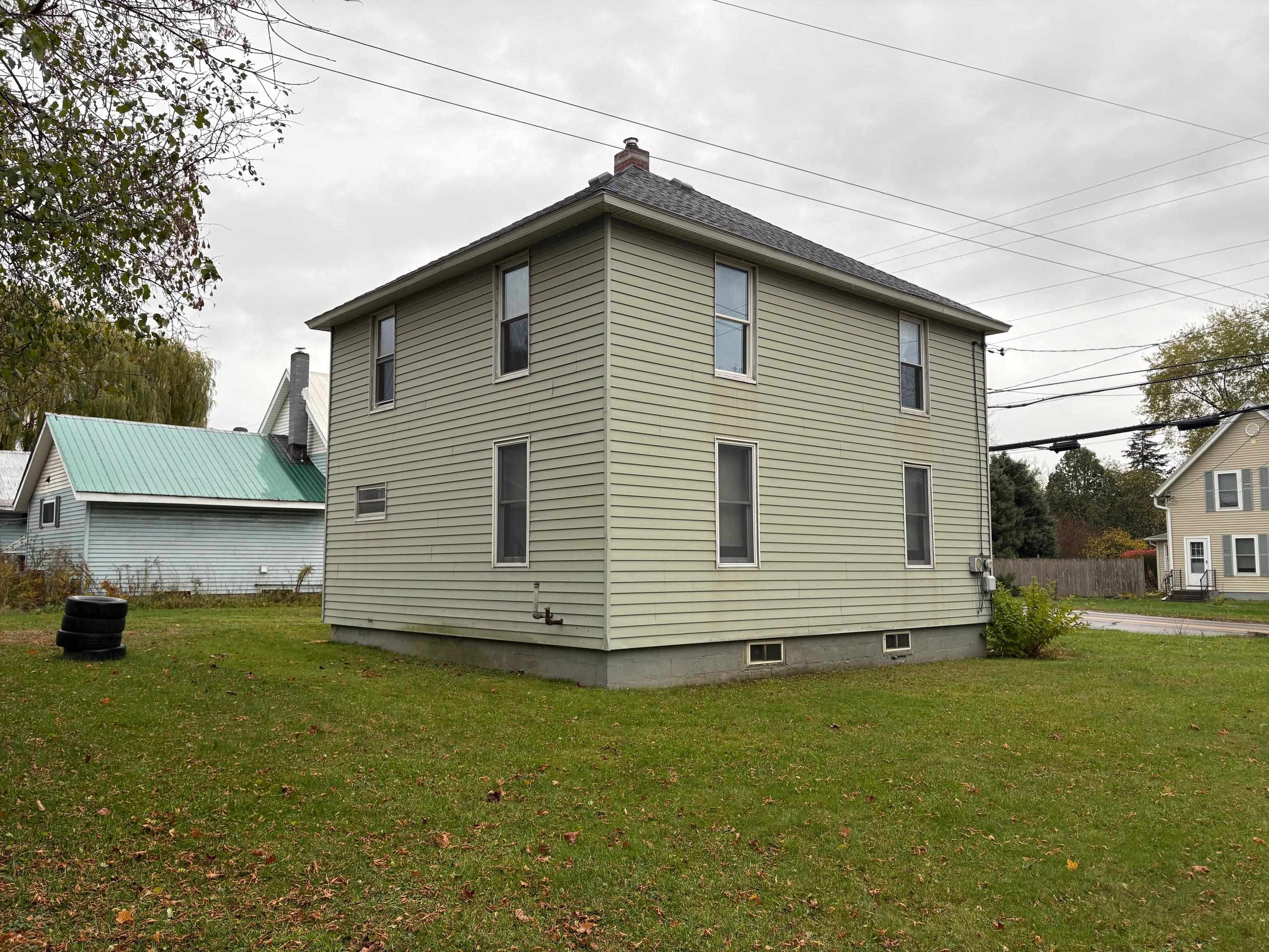 407 Lake Road St. Albans Town, VT 05478 - Photo 5 of 27