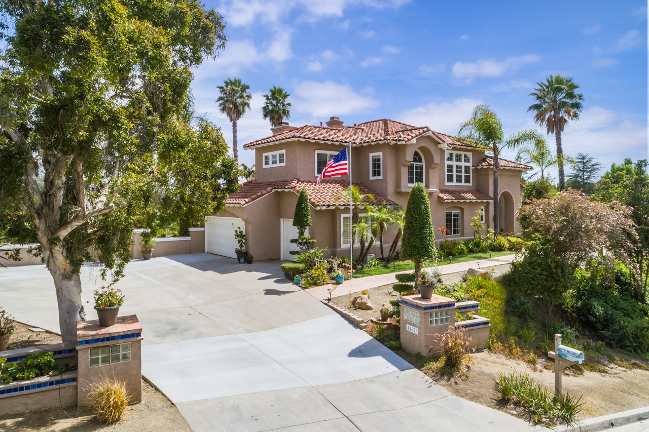 14653 Hidden Wood Road Jamul, CA 91935 - Photo 5 of 25
