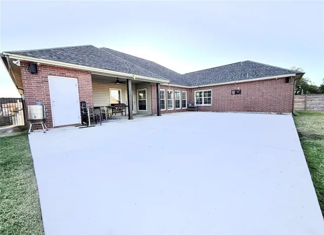 $480,000 | 2752 Acadiana Trace, Marrero, LA 70072