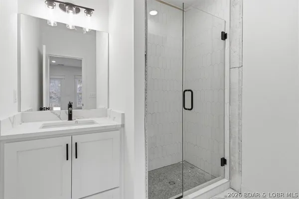 $710,000 | 30634 Rapids Hollow, Gravois Mills, MO 65037