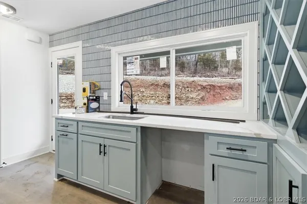 $710,000 | 30634 Rapids Hollow, Gravois Mills, MO 65037