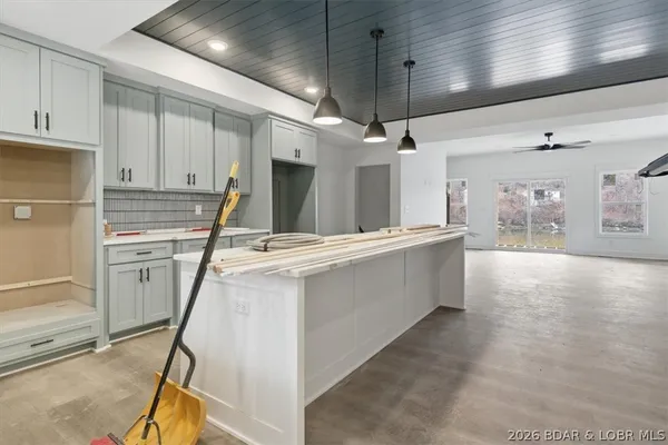 $710,000 | 30634 Rapids Hollow, Gravois Mills, MO 65037