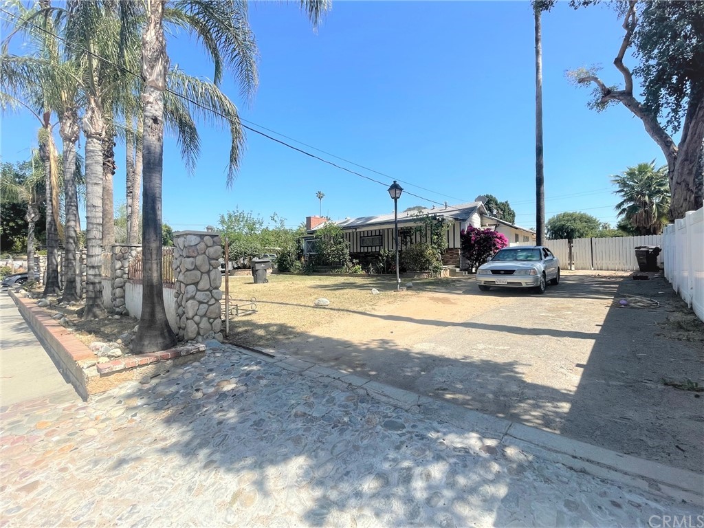 6848 Leland Avenue Riverside, CA 92506 - Photo 1 of 1 a view of a park with large trees