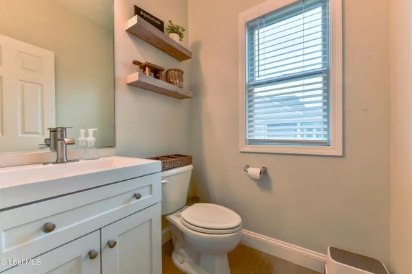 $625,000 | 1 Parkway Circle, Malta, NY 12019