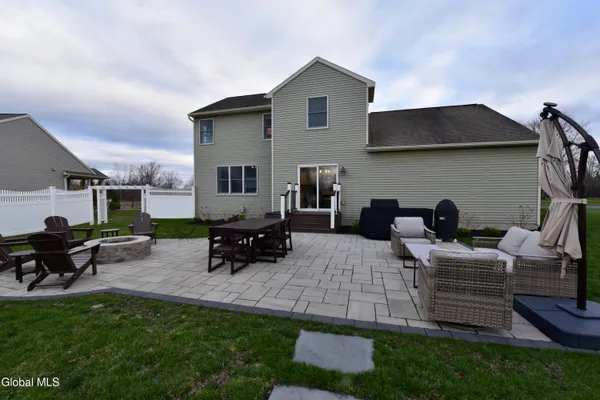 $625,000 | 1 Parkway Circle, Malta, NY 12019