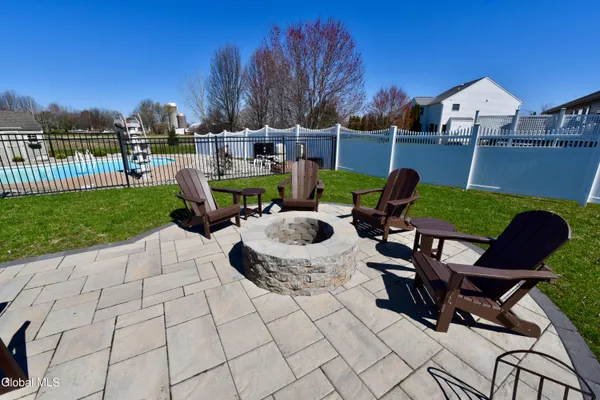 $625,000 | 1 Parkway Circle, Malta, NY 12019