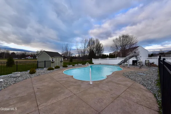 $625,000 | 1 Parkway Circle, Malta, NY 12019