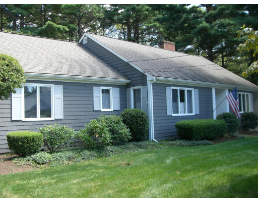 5 Amber Road Hingham, MA 02043 - Photo 1 of 9 Gallery Image 1