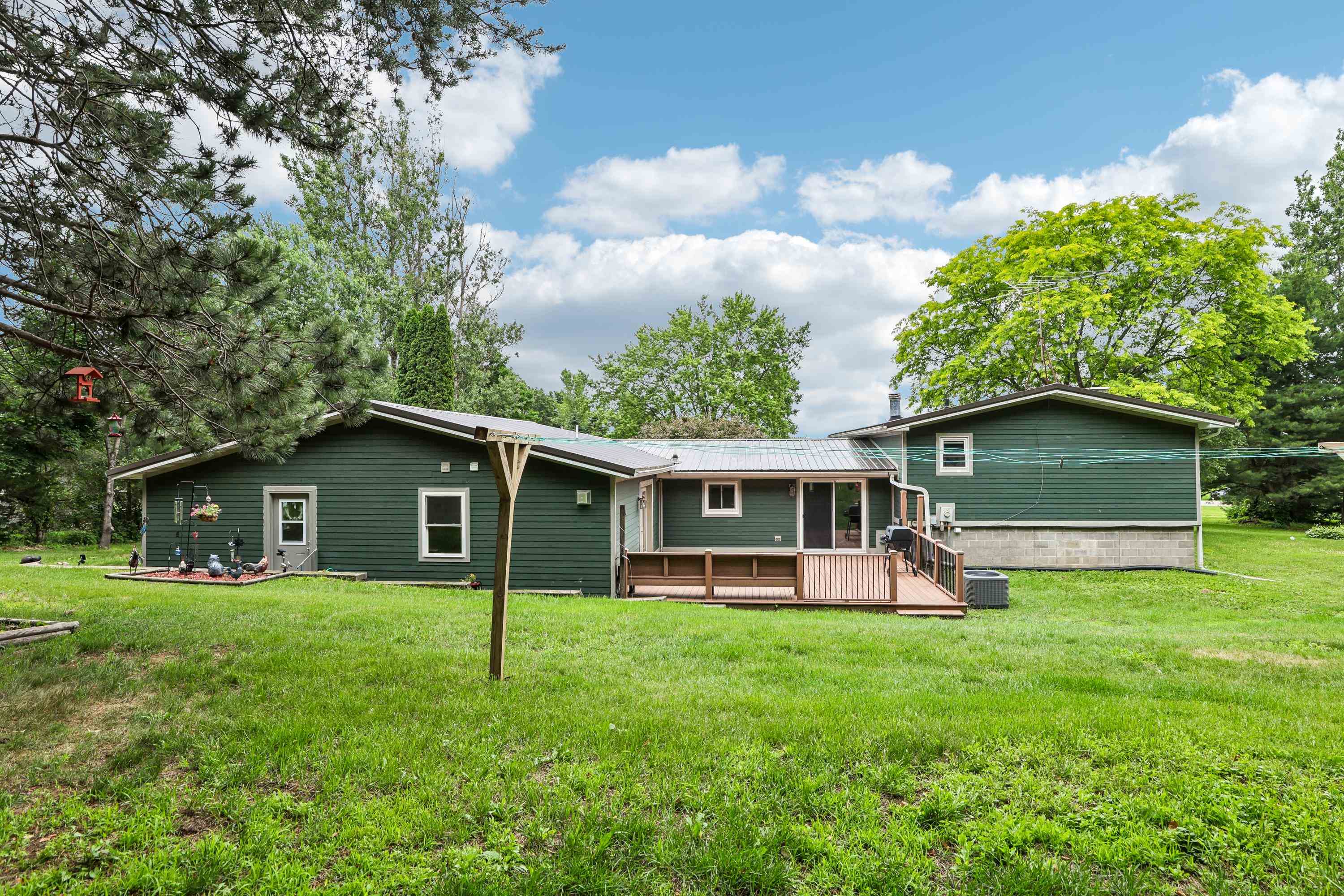 S3285 East Lake Virginia Road Reedsburg, WI 53959 - Photo 5 of 65