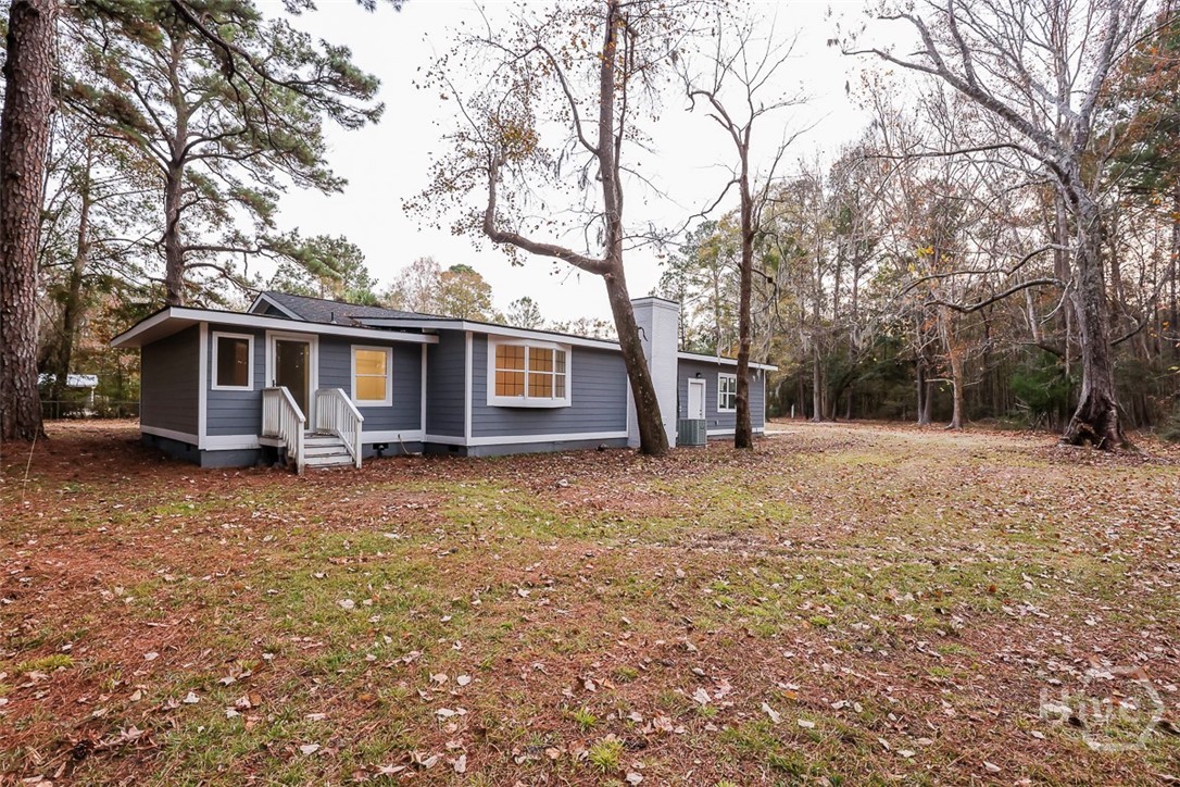 288 Isle Of Wight Road Midway, GA 31320 - Photo 9 of 38