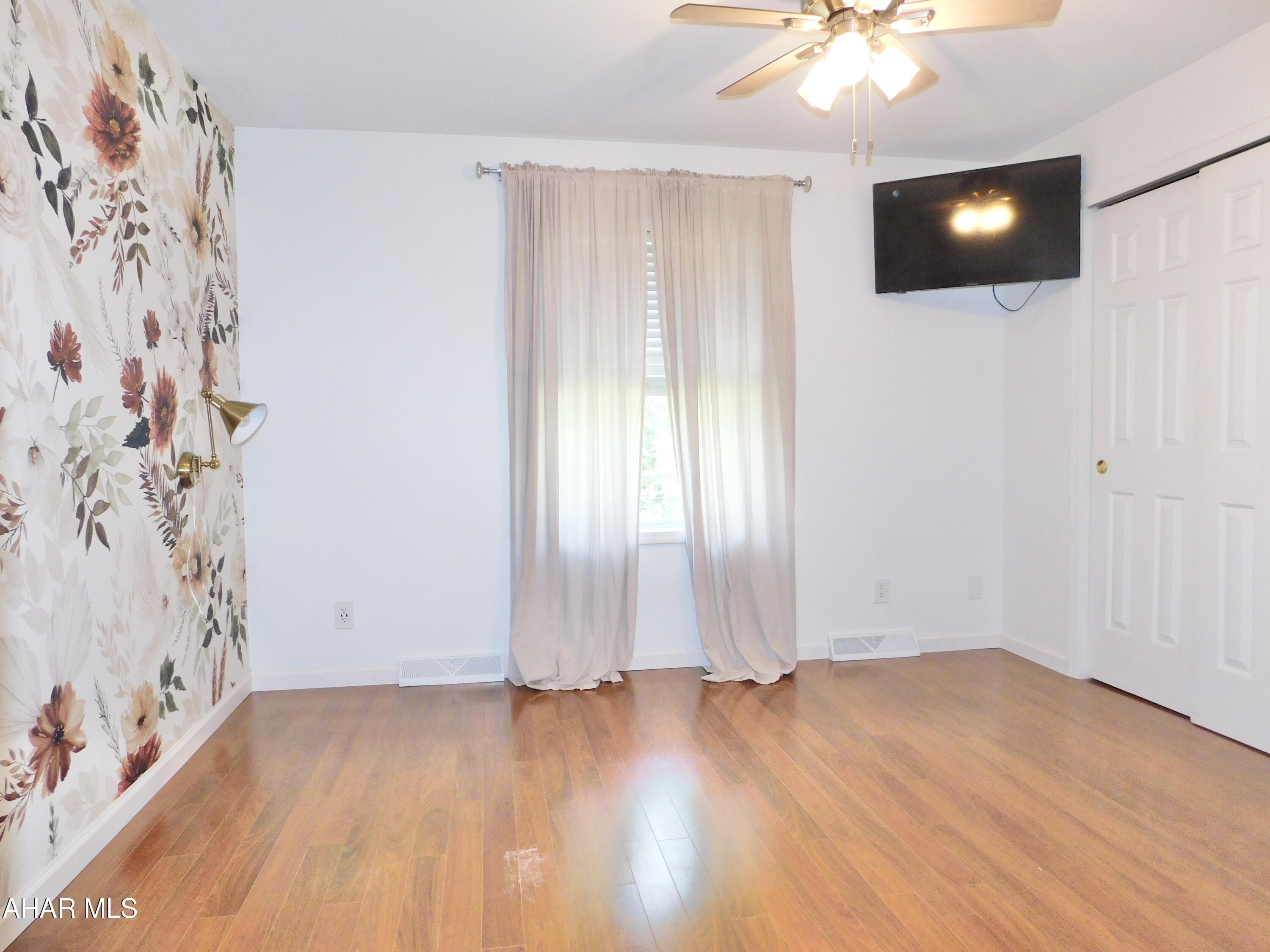 2037 Reightown Road Tyrone, PA 16686 - Photo 13 of 46 Primary