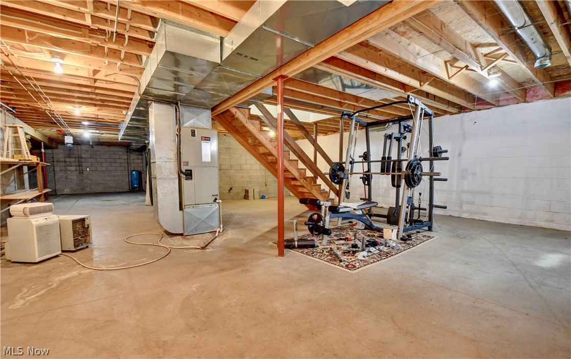 2820 Tabor Ridge Road Northeast Mineral City, OH 44656 - Photo 20 of 30 Basement with heating utilities