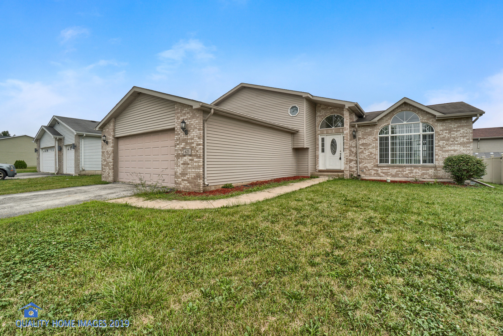 623 Farmview Road University Park, IL 60484 - Photo 1 of 24