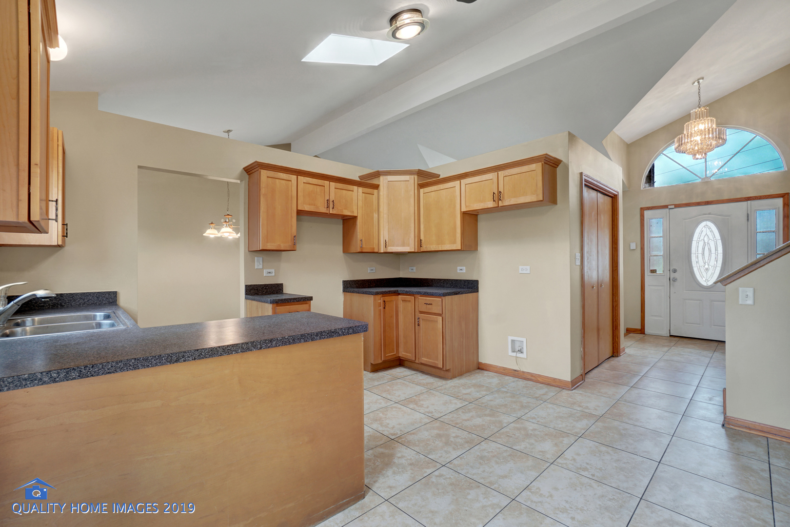 623 Farmview Road University Park, IL 60484 - Photo 3 of 24
