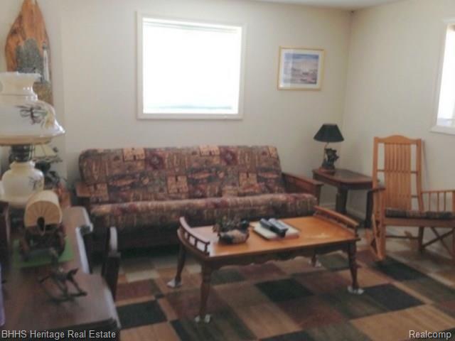 7351 Cowell Road Brighton, MI 48116 - Photo 12 of 16 2246-001.jpg