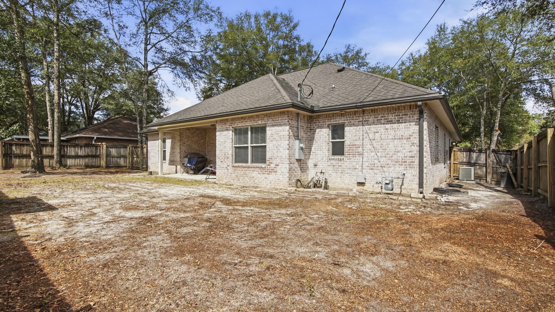 2806 Dunlop Lane Crestview, FL 32539 - Photo 41 of 48 28