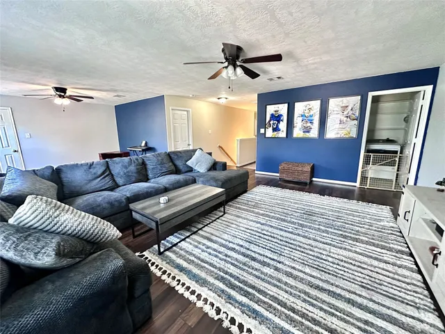 $369,000 | 23618 Plantation Pines Lane, Tomball, TX 77375