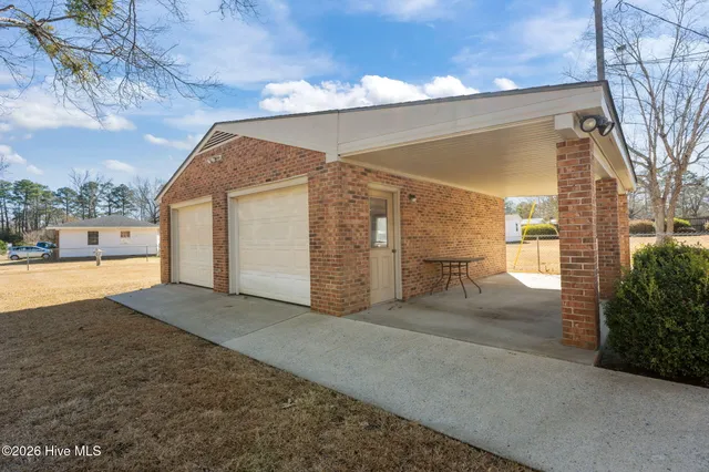 $340,000 | 226 Hollywood Boulevard, Havelock, NC 28532