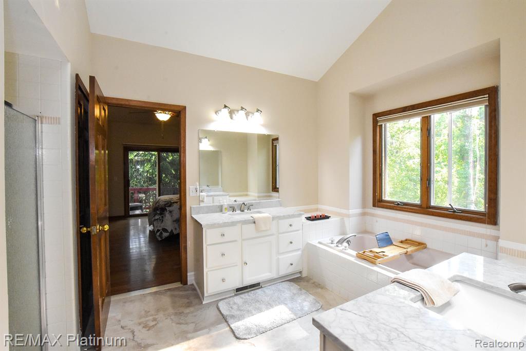7976 Lee Road Brighton, MI 48116 - Photo 28 of 54