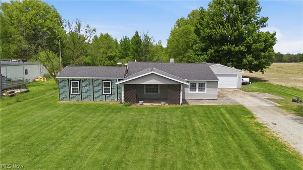 $194,900 | 14001 Highway 113, Wakeman, OH 44889