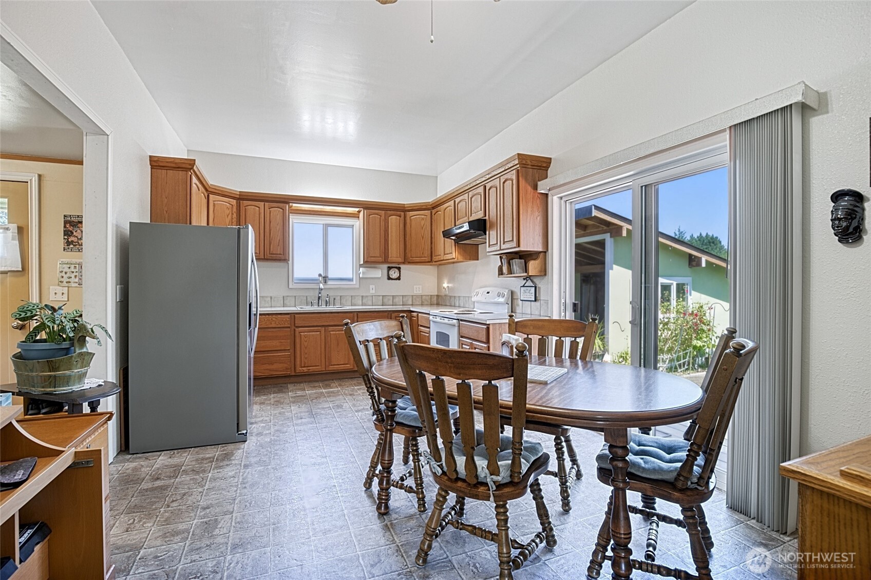 58 Oyehut Road Ocean Shores, WA 98569 - Photo 12 of 31