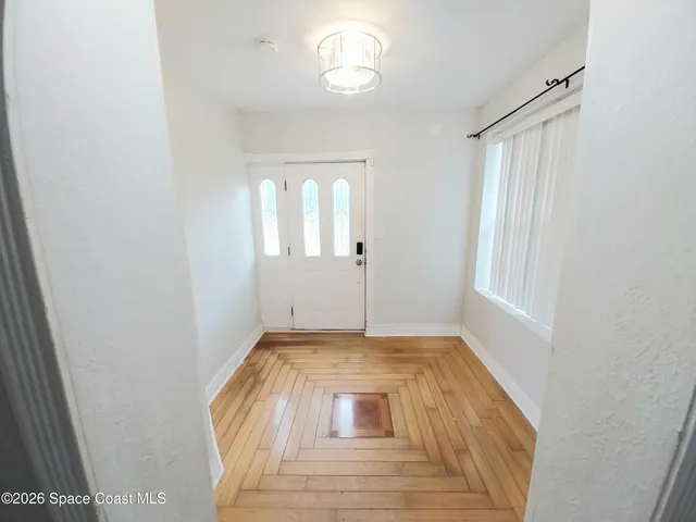 $1,700 | 1390 South Park Avenue, Titusville, FL 32780