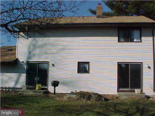 9 Overton Road Hightstown, NJ 08520 - Photo 2 of 4 Gallery Image 2