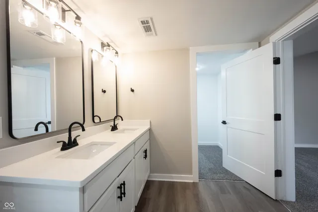 $524,999 | 1125 North 12th Street, Noblesville, IN 46060