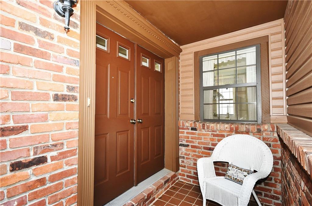 1111 Old Farm Road Lawrence, PA 15055 - Photo 3 of 24 Gallery Image 3