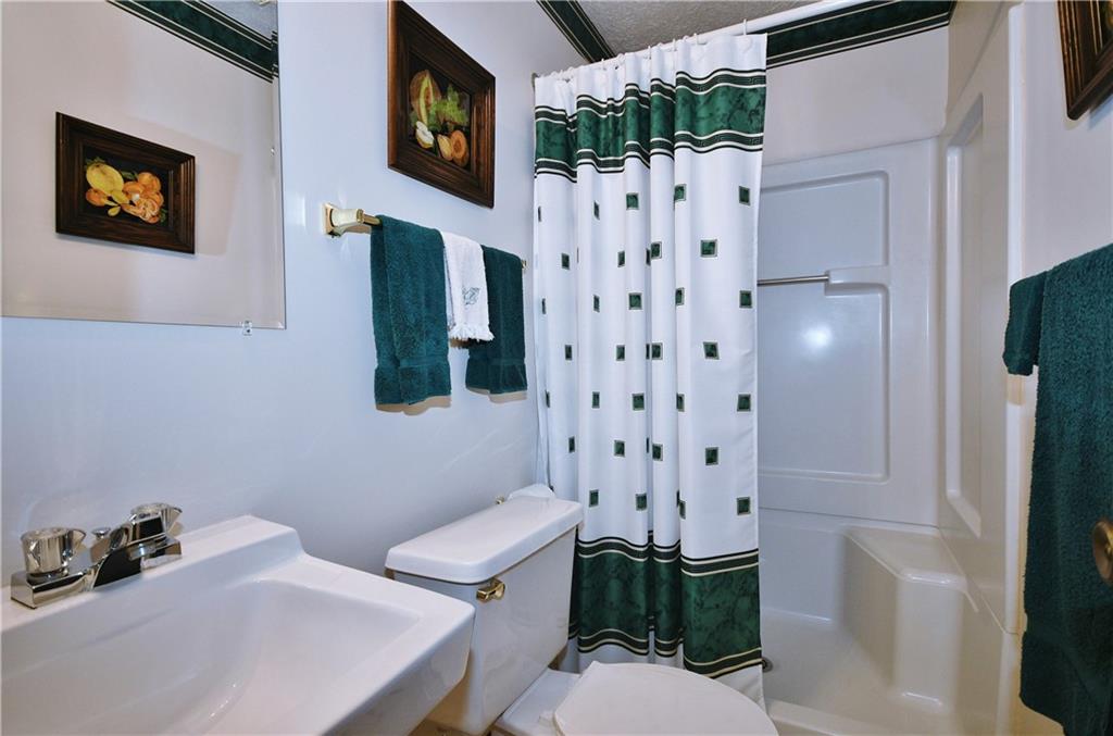 1111 Old Farm Road Lawrence, PA 15055 - Photo 21 of 24 Gallery Image 21