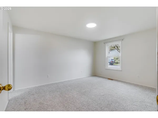 $469,900 | 904 Northeast 196th Avenue, Portland, OR 97230