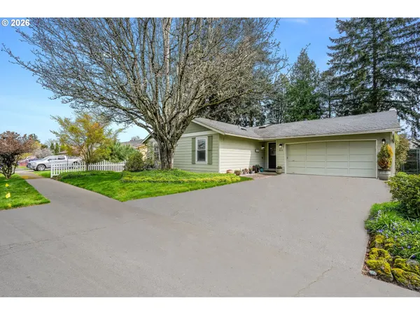 $469,900 | 904 Northeast 196th Avenue, Portland, OR 97230
