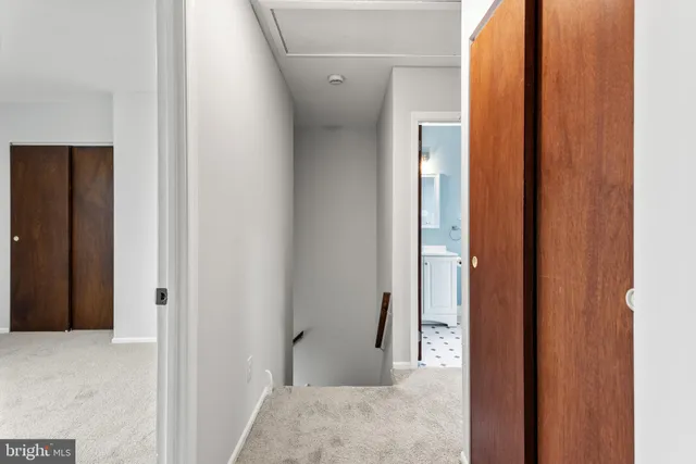 $350,000 | 19 Windemere Court, Downingtown, PA 19335