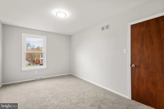 $350,000 | 19 Windemere Court, Downingtown, PA 19335