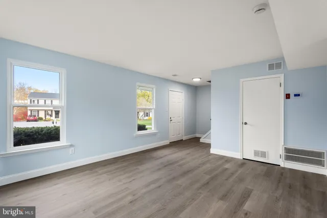 $350,000 | 19 Windemere Court, Downingtown, PA 19335