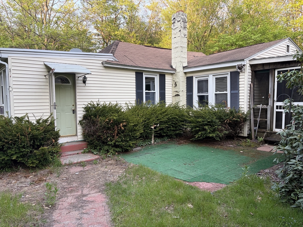 11 South Chesterfield Road Goshen, MA 01096 - Photo 3 of 30 a front view of a house with garden