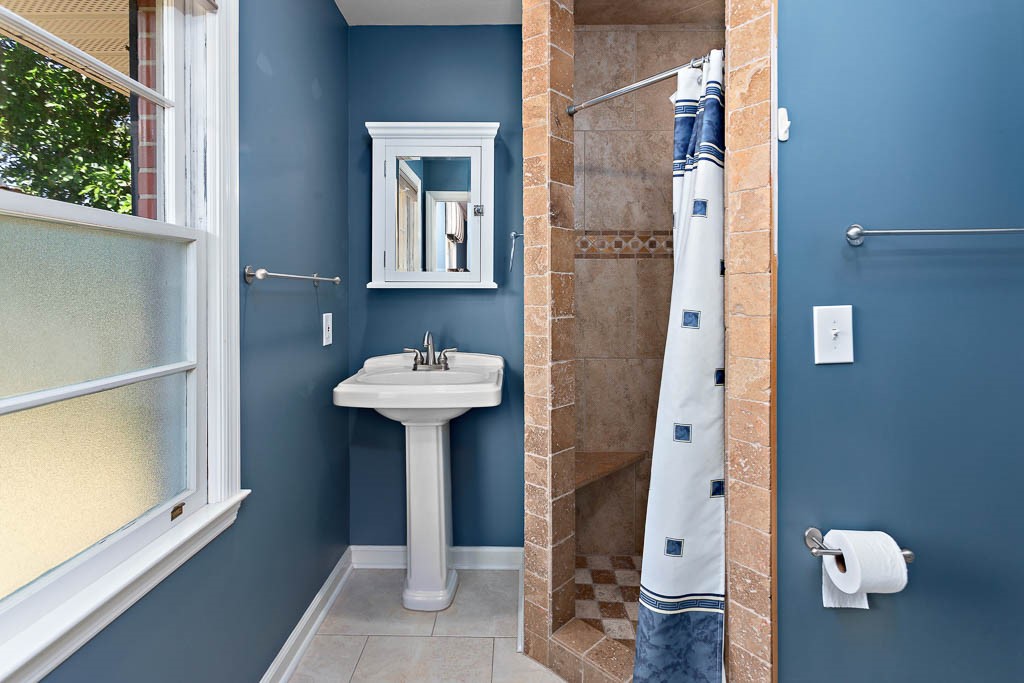 2115 Starling Street Brunswick, GA 31520 - Photo 7 of 32