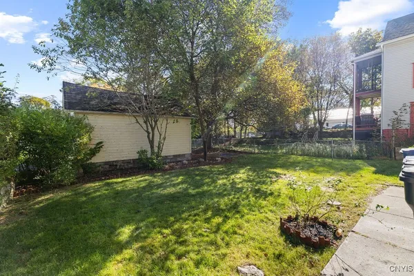 $1,455 | 401 Valley Drive, Syracuse, NY 13207