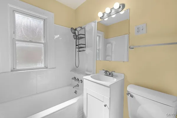 $1,455 | 401 Valley Drive, Syracuse, NY 13207