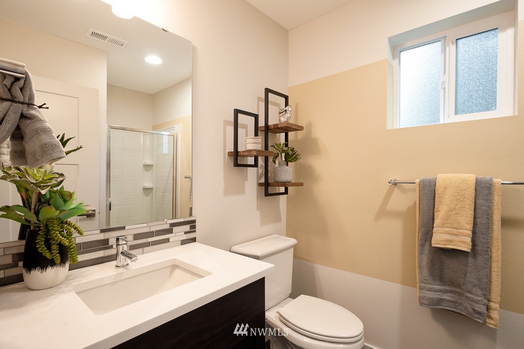 3511 226th Place Southeast, Unit J37 Bothell, WA 98021 - Photo 6 of 18 Gallery Image 6