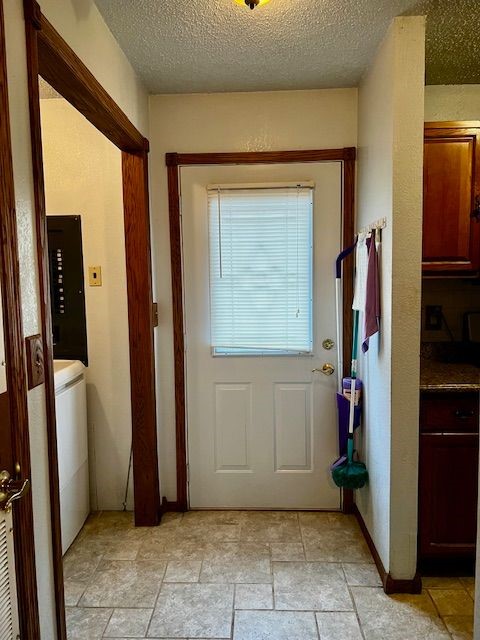 25484 Riverside Court Danville, IL 61834 - Photo 9 of 27 Gallery Image 9